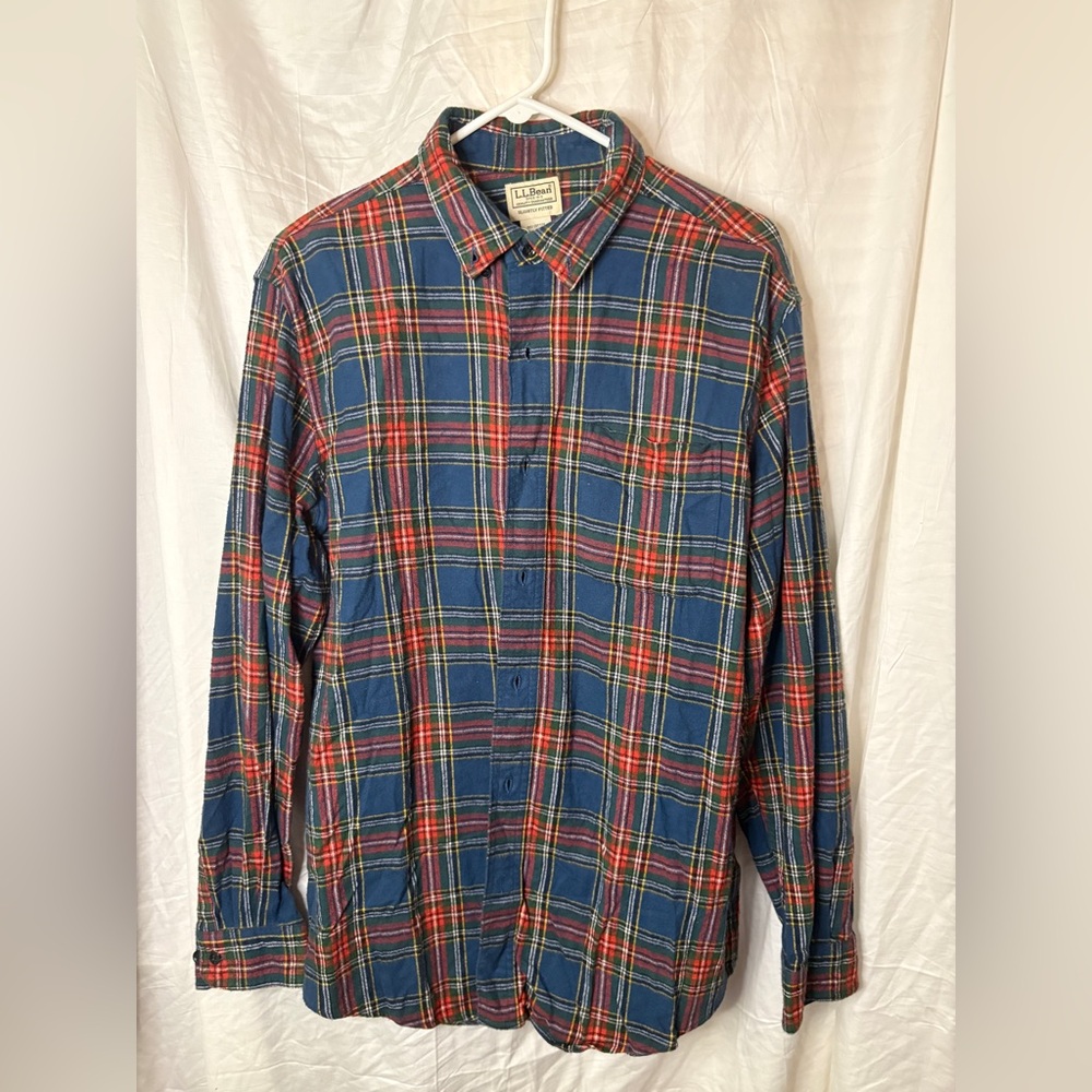 LL Bean Flannel—Blue Red plaid. 100% Cotton Large Regular Vintage
